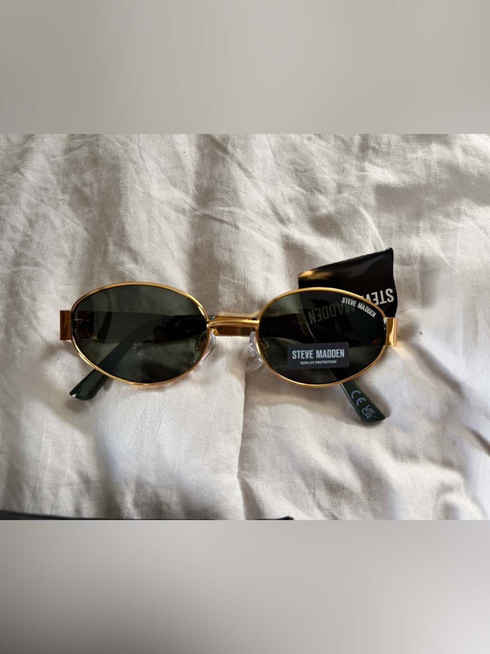 Steve Madden Gold Frame Dark Green Lens Sunglasses - Women